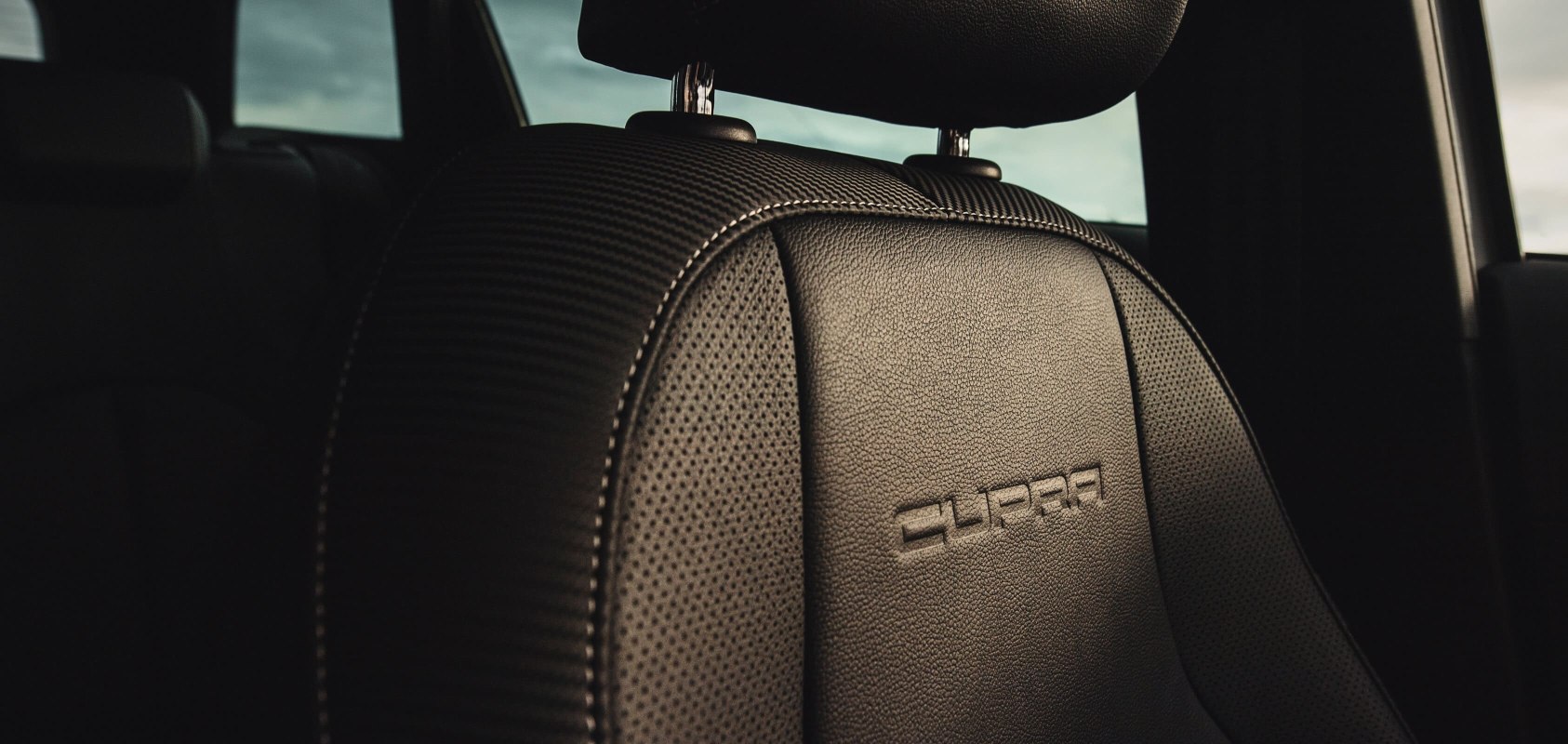 SEAT Leon ST CUPRA sports car driver seat – SEAT CUPRA Design