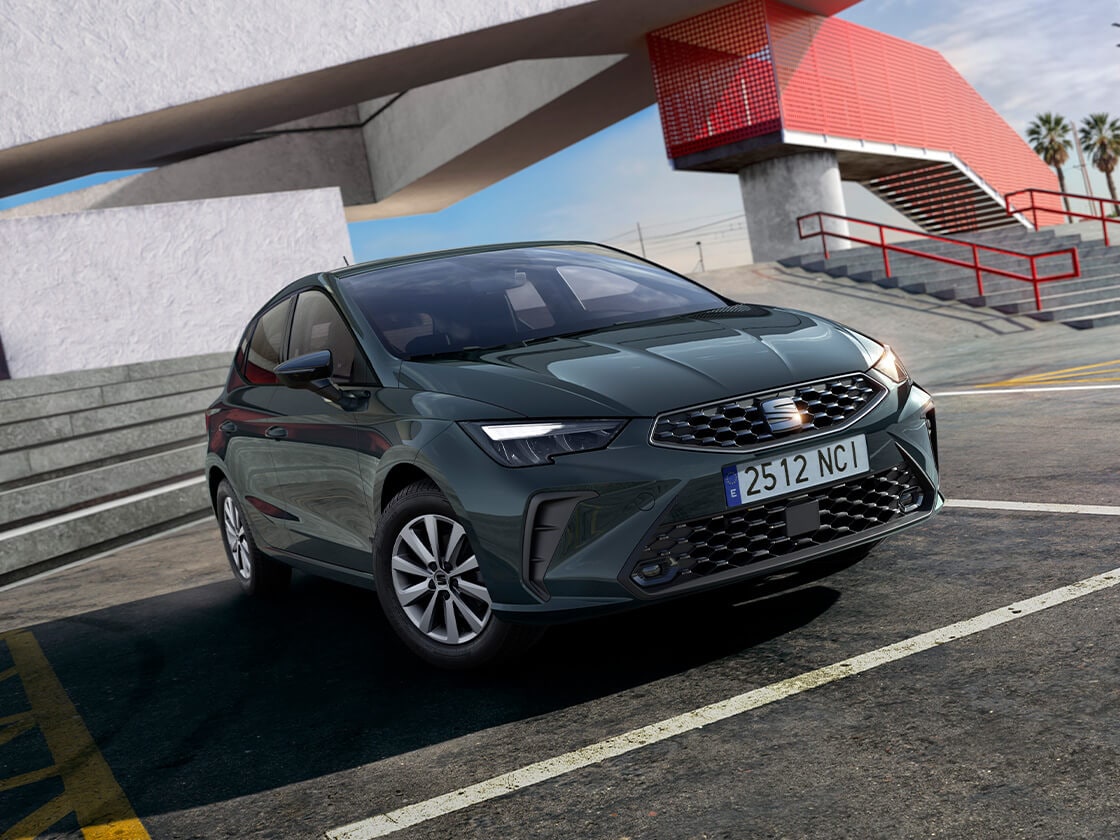 Side view of the seat ibiza reference trim parked outdoors 