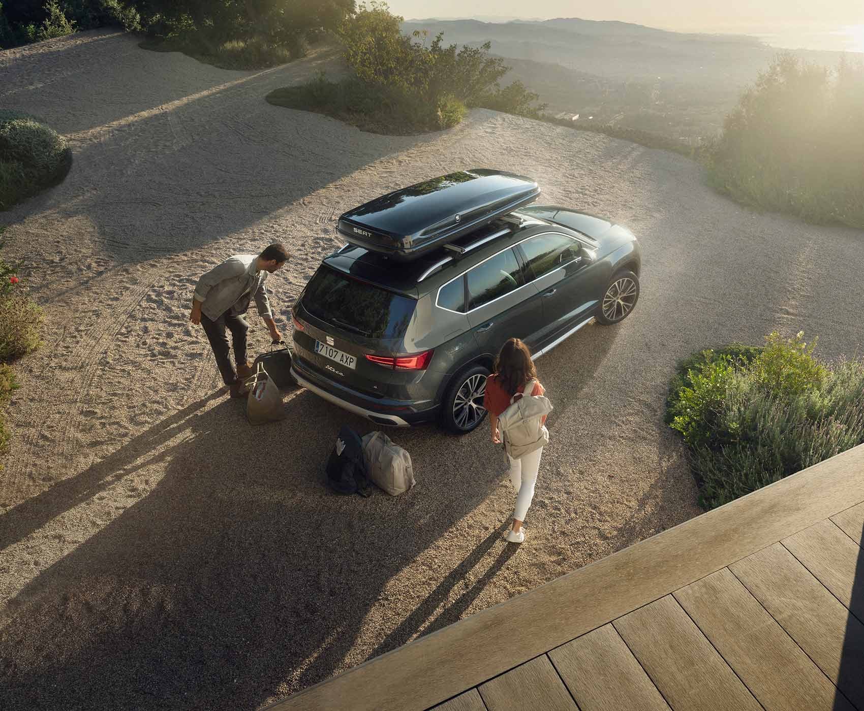 The-New-SEAT-Ateca-2020-car-roof-box-accessory