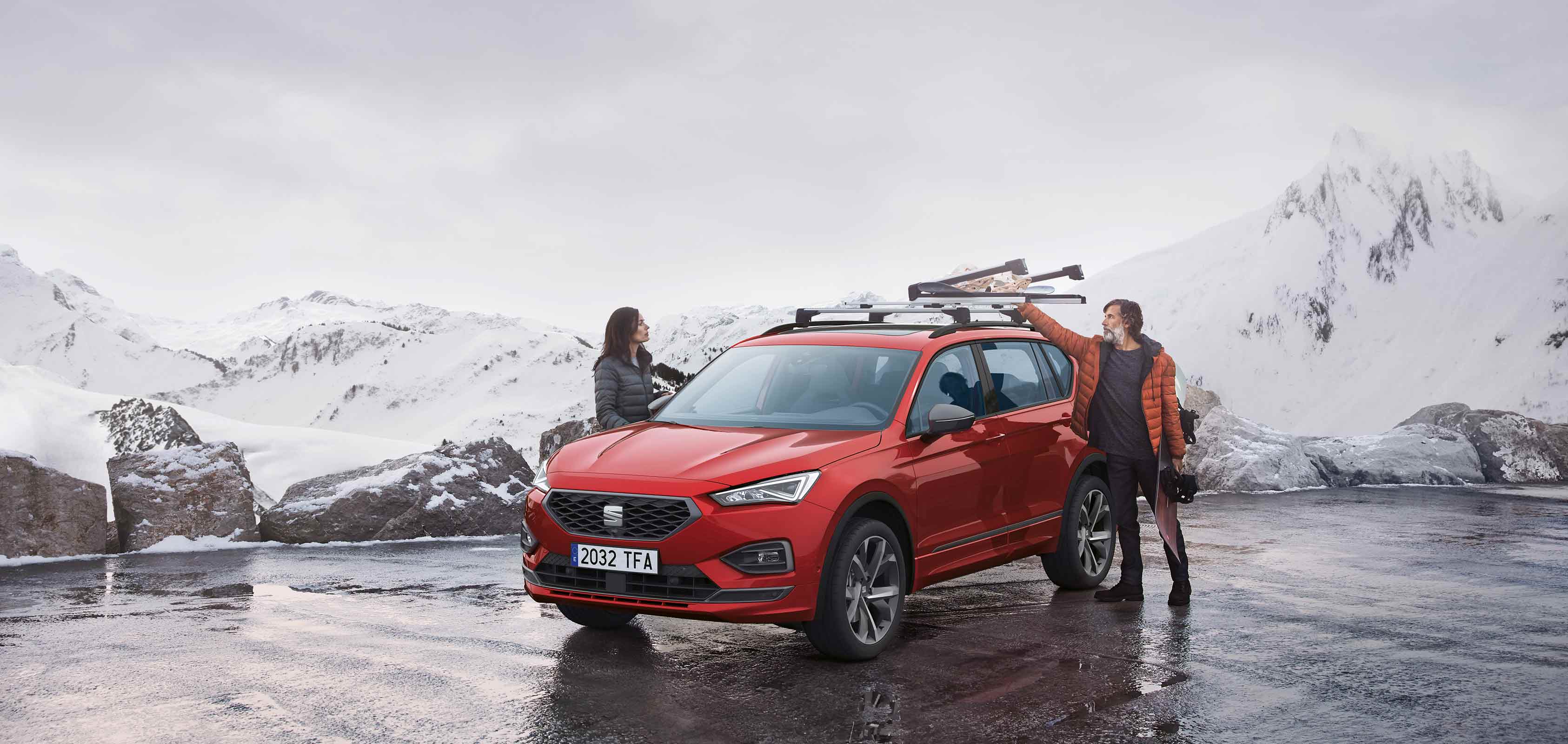New SEAT Tarraco SUV 7 seater accessories side view of car