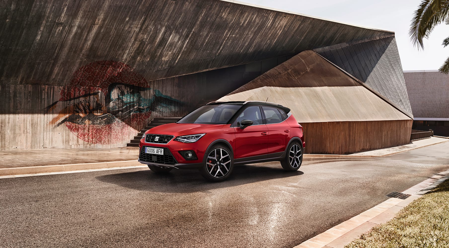 Eco cars - SEAT Arona ECOMOTIVE green vehicle fuel efficient