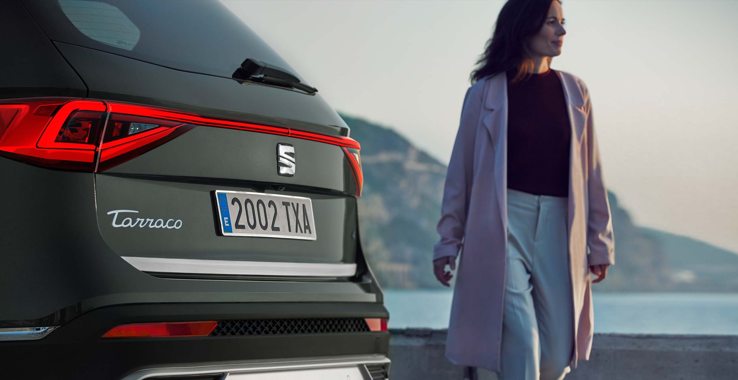 SEAT Tarraco connects your smartphone to the infotainment system through the seat connect app